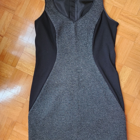 Dex dress - Picture 3 of 4